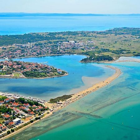 Aenona Beach Apartment Нин Экстерьер фото